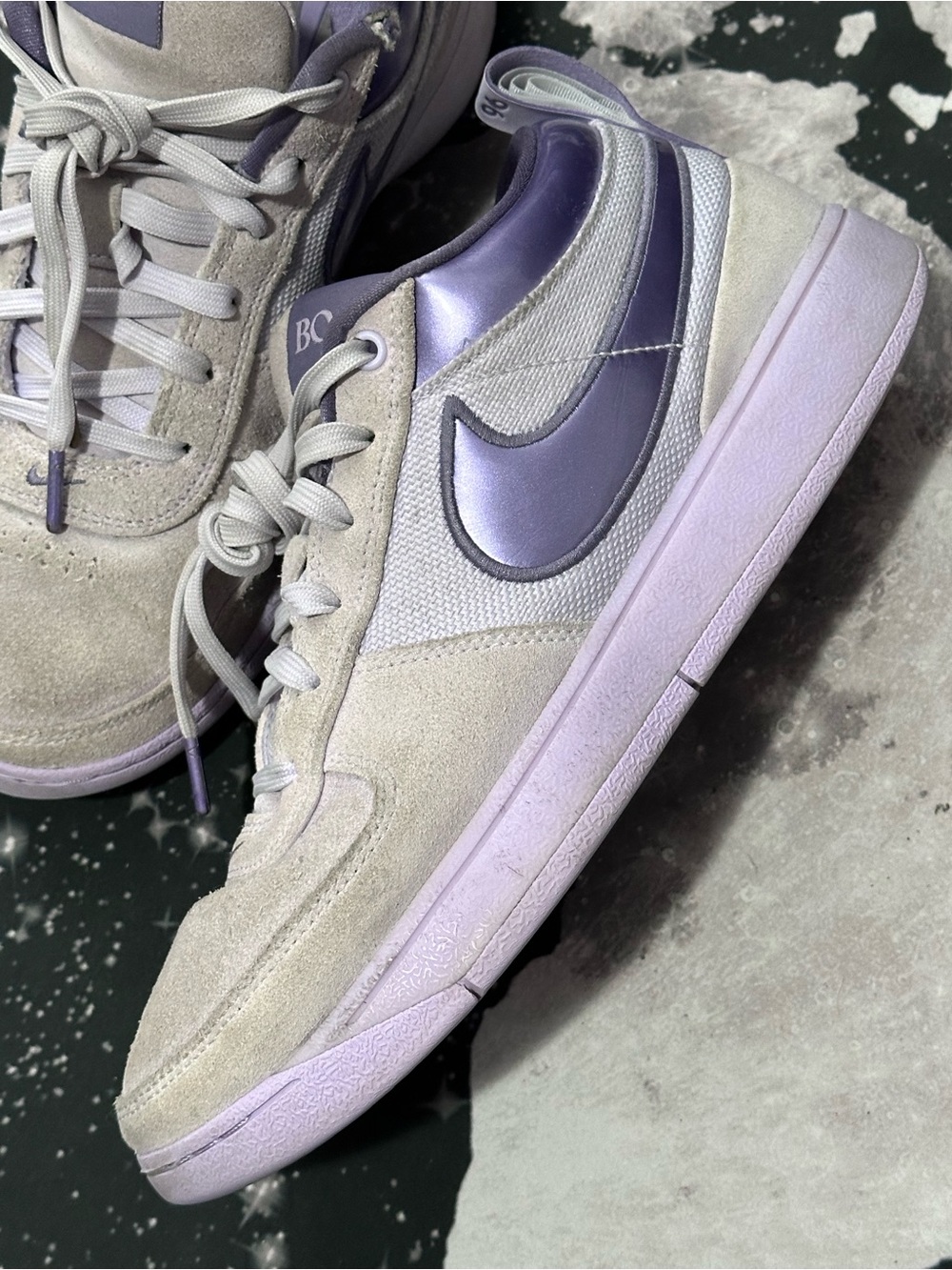 Nike Mens Book 1 Barely Grape Sneakers Size 10